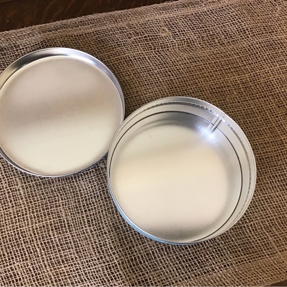 🌿 Adventurer’s Club metal tin.  Vintage - Picture 4 of 4